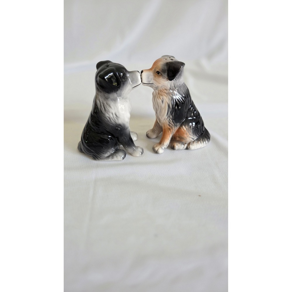 Pacific giftware Australian Shepherd Magnetic Kissing Salt/Pepper Shakers